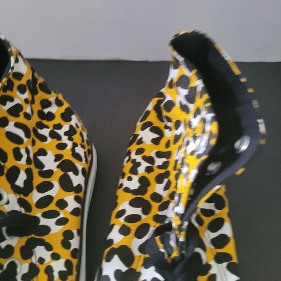 CONVERSE Chuck All Star NIB High Yellow Cheetah Sneaker Fabric Size 9 Unused - Picture 3 of 12